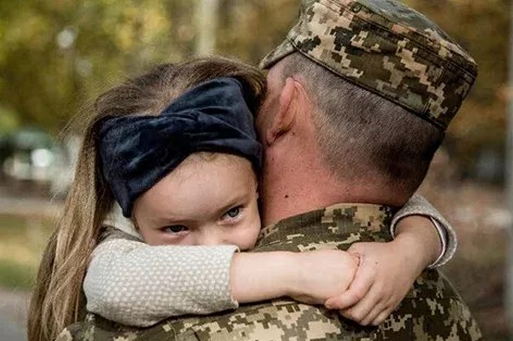 Пенсія для дітей зниклого безвісти захисника – як призначають, розмір та умови отримання