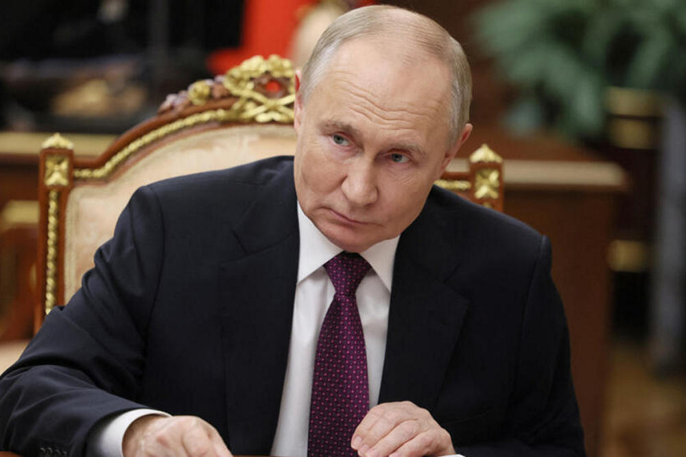 Розвідка США розповіла про цілі путіна та стратегію Кремля у війні проти України 1 Розвідка США розповіла про цілі путіна та стратегію Кремля у війні проти України