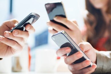 Чи відключатимуть мобільний зв’язок під час атаки дронів – пояснення фахівця