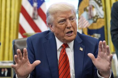 Трамп у захваті від української операції “Павутина”, але стурбований її можливими наслідками – ЗМІ
