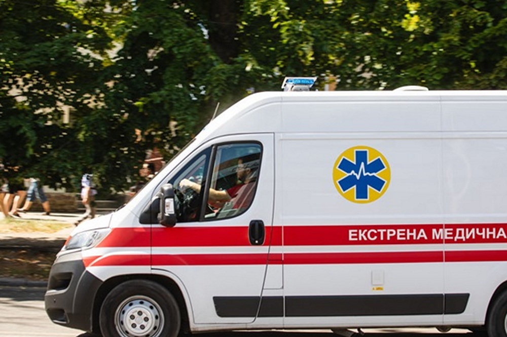 Окупанти атакували цивільне авто, постраждали двоє дітей – наслідки удару по Херсонщині