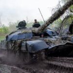 Обстановка на фронті 8 червня: армія РФ захопила ще одне село на Сумщині, посунулася на Донеччині і Харківщині, втратила 1120 солдатів за добу