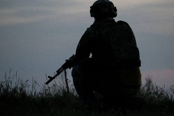 Обстановка на фронті 10 червня: ворог захопив ще одне село, впритул наблизився до Дніпропетровщини