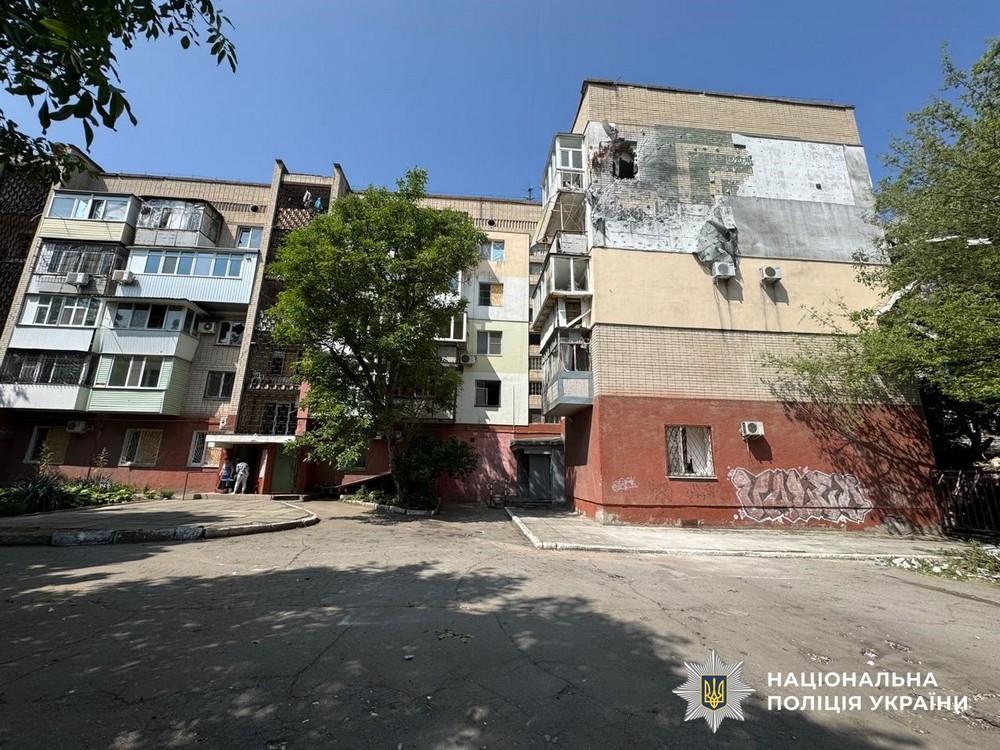 Наслідки обстрілів Херсонщини: фото