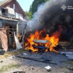 Ворог вдарив по автівці у