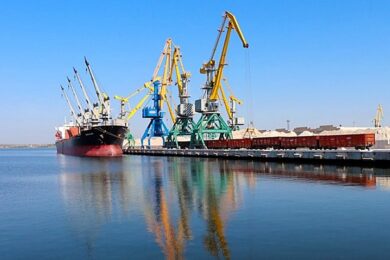 Окупанти вдарили «Кинджалом» по порту Миколаєва – ЗМІ