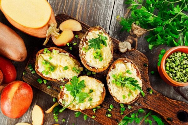 Картопляні човники з начинкою