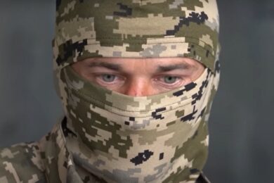 Четверо побратимів загинули, а він залишився сам з двома росіянами, з якими пробув 8 діб: історія розвідника 155-ї ОМБр на псевдо Тімон