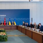 Діти, обмін, тимчасове припинення вогню: чим завершилися переговори у Стамбулі, заяви України і Росії