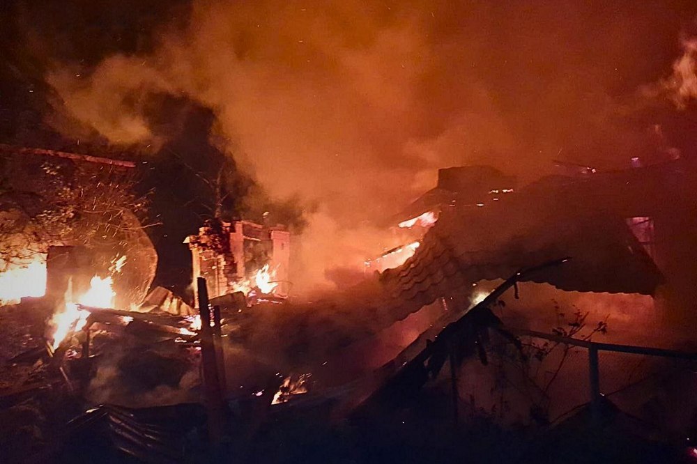 Є загиблі, серед поранених діти і вагітна жінка, під завалами шукають людей – нічна атака на Київщину 23 червня 1 Є загиблі, серед поранених діти і вагітна жінка, під завалами шукають людей – нічна атака на Київщину 23 червня