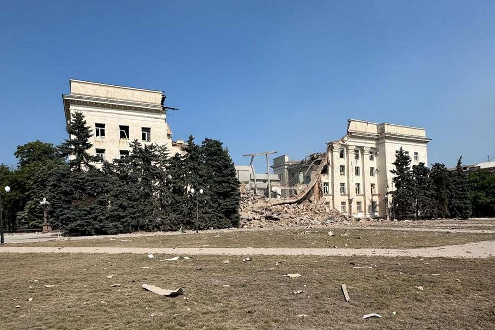 Не витримала другий удар - окупанти знищили Херсонську ОДА 5 червня (фото)