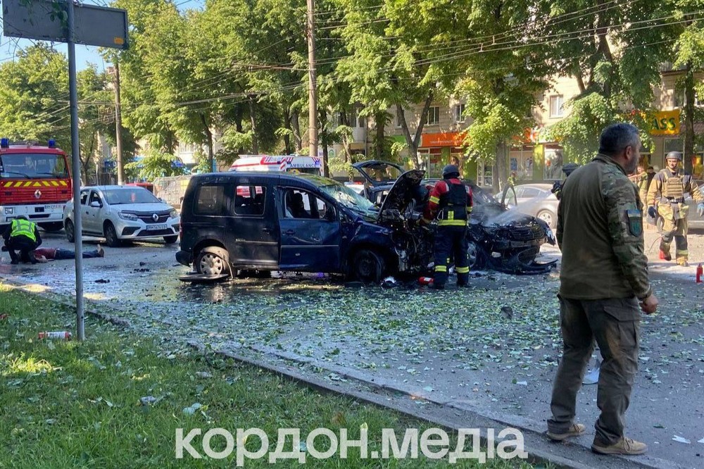 Окупанти вдарили по Сумах з РСЗВ: фото