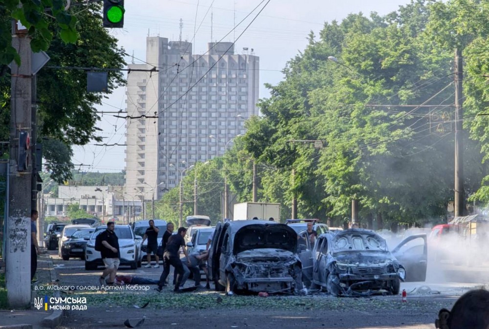 Окупанти вдарили по Сумах з РСЗВ: фото