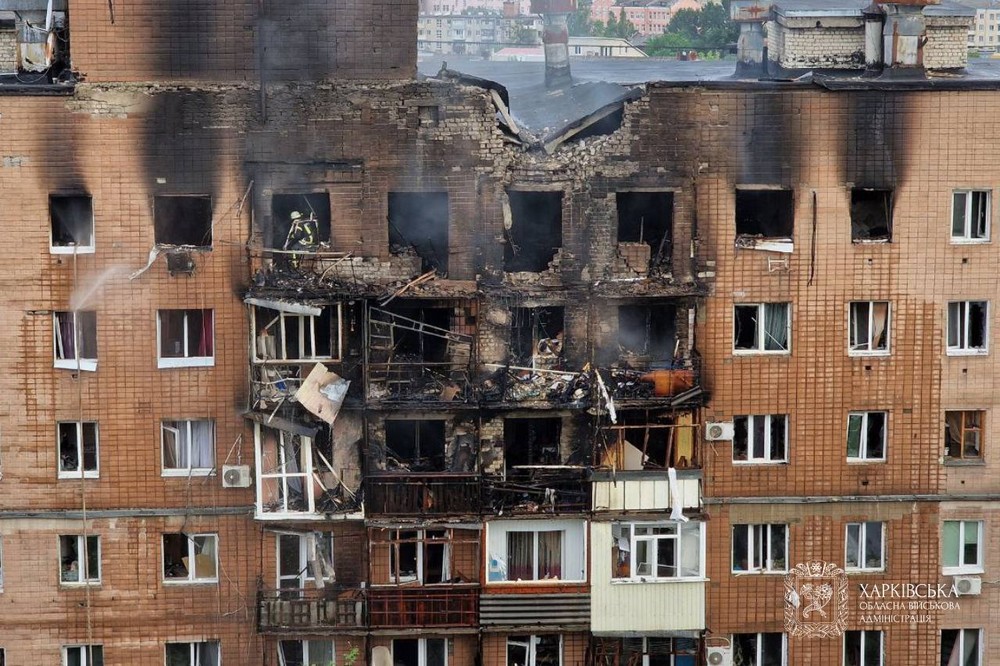 Фото наслідків атаки на Харків