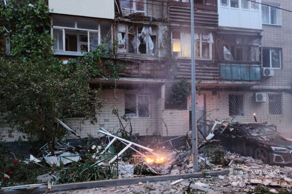 Фото наслідків атаки на Харків