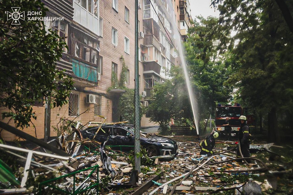 Фото наслідків атаки на Харків