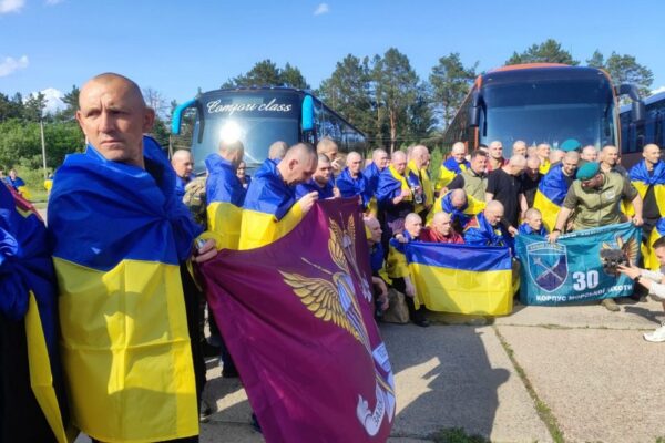 Відбувся новий обмін військовополоненими 10 червня: додому повернулися поранені Захисники