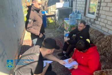 Видавала себе за юриста: на Дніпропетровщині жінка ошукала військових майже на 3,5 мільйона гривень