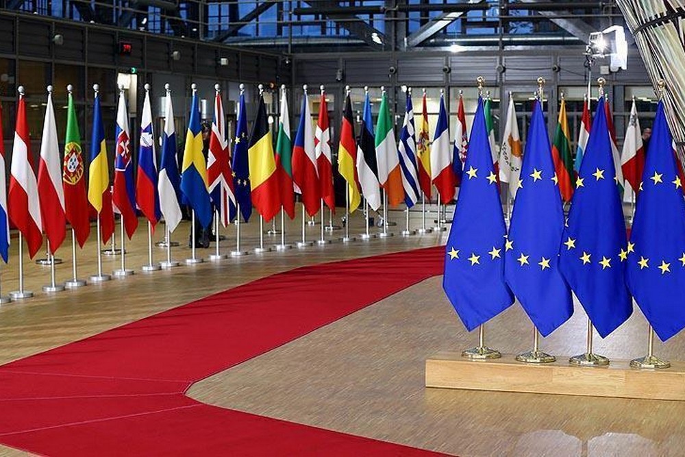 Стартує саміт ЄС у Брюсселі: у центрі уваги Україна, оборона, російський газ – що відомо