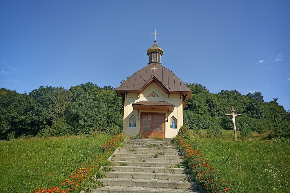 церква