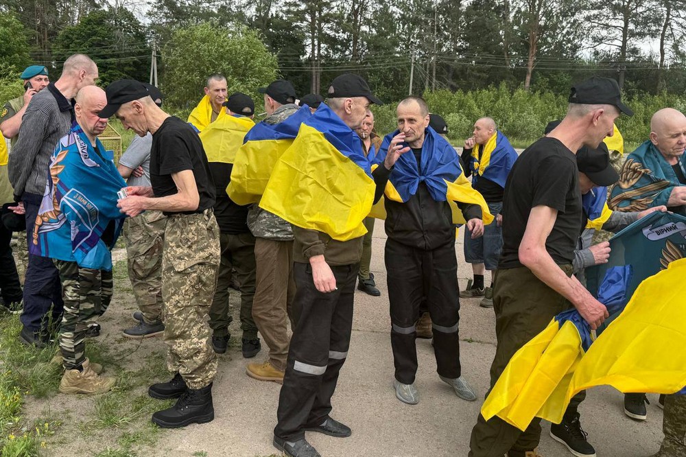 відбувся ще один обмін 10