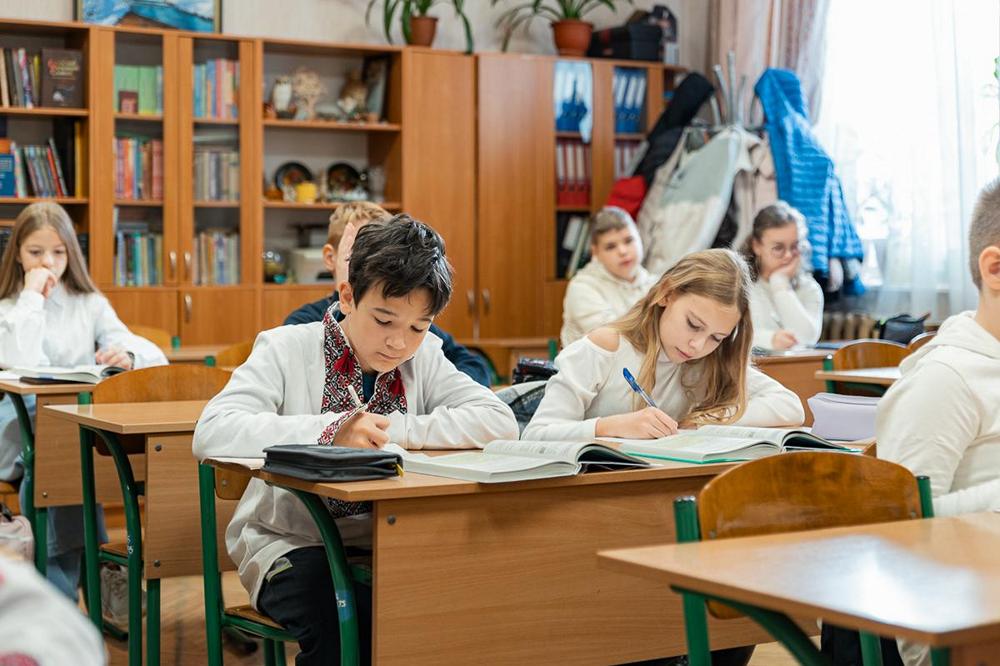 В школах України з 1 вересня розпочнуться "уроки енергоефективності" - подробиці 1 В школах України з 1 вересня розпочнуться "уроки енергоефективності" - подробиці