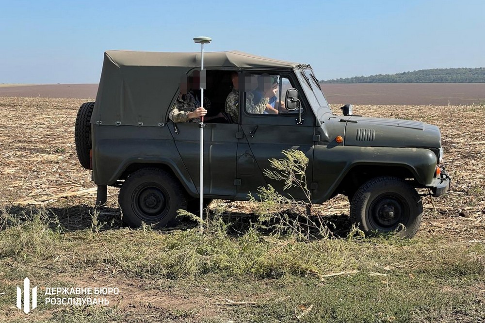 Аграрії захопили танковий полігон на Дніпропетровщині, а відповідальний посадовець цього "не помічав"