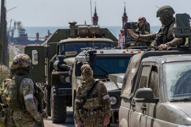 Росія нарощує війська у Вірменії, а Азербайджан називають «такою ж безглуздістю, як і Україна»
