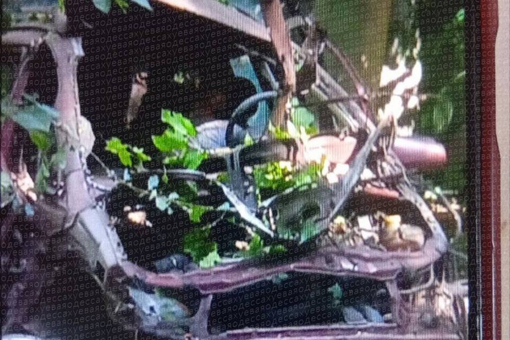 Вибух авто в Одесі: СБУ кваліфікувала подію як спробу теракту – що відомо (відео) 1 Вибух авто в Одесі: СБУ кваліфікувала подію як спробу теракту – що відомо (відео)