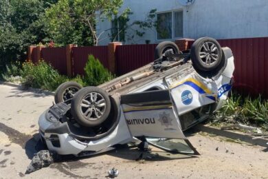 Патрульне авто перекинулося на дах: подробиці ДТП з поліцією на Київщині