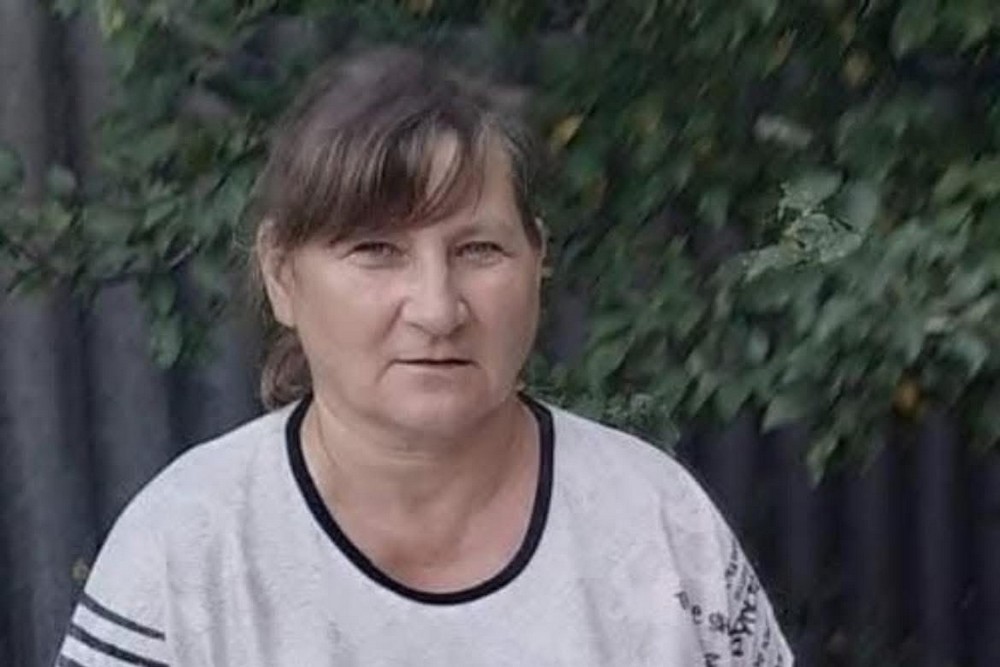 Поранена 13-річна дівчинка сиділа біля тіла жінки… Окупанти вбили матір 5 дітей в Златополі 1 Поранена 13-річна дівчинка сиділа біля тіла жінки… Окупанти вбили матір 5 дітей в Златополі