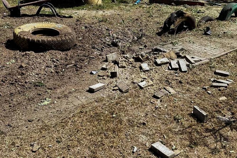 Прилетіло на дитячий майданчик, в медзаклад, об'єкт соціальної сфери: у Сумах є жертва і поранені внаслідок серії ворожих ударів 22 липня