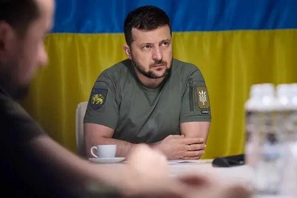 Нові загрози від росії та ситуація на фронті – Зеленський провів Ставку