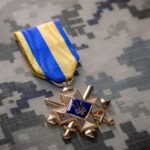 Хрест бойових заслуг прирівняють до найвищих державних нагород – Зеленський розповів подробиці