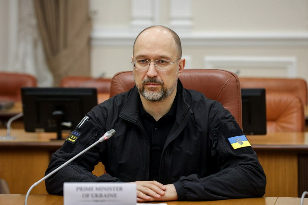 ВР відправила у відставку Шмигаля і весь уряд 1 ВР відправила у відставку Шмигаля і весь уряд