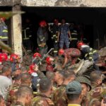 Літак упав на школу, де були діти: десятки  загиблих внаслідок авіакатастрофи в Бангладеші