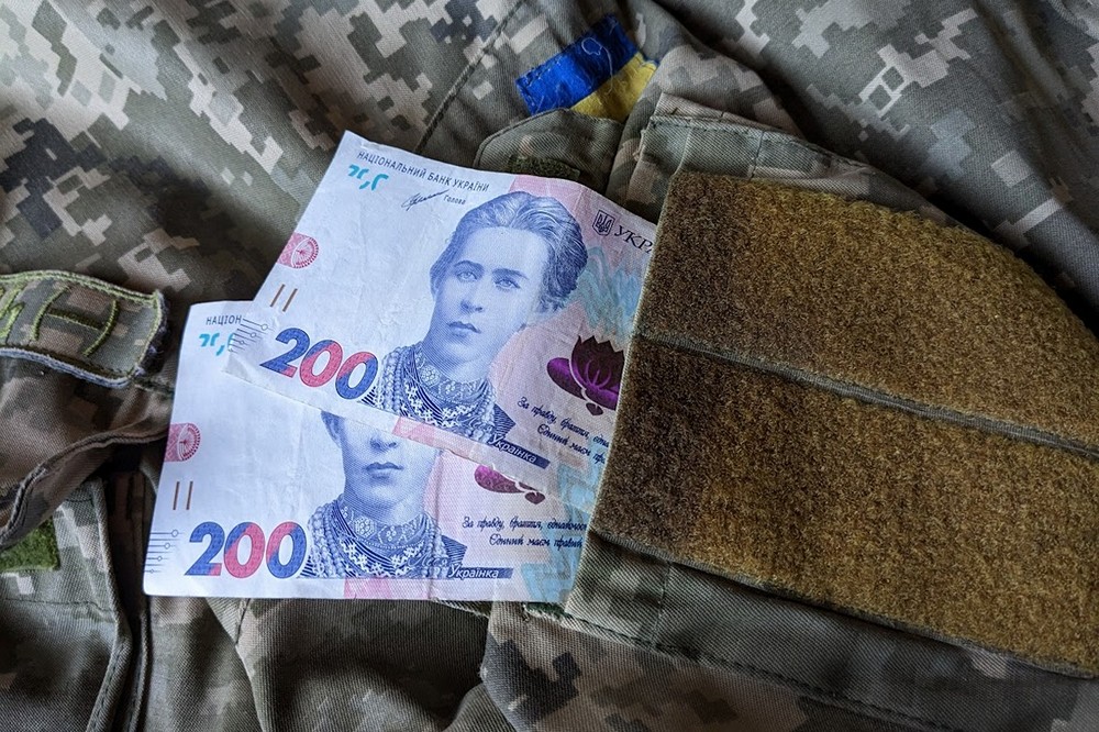 Видатки на оборону збільшили на 412 млрд грн: звідки гроші і на що саме вони підуть