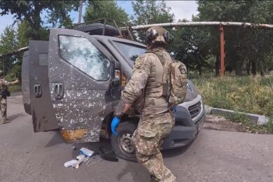 Окупанти атакували евакуаційне авто під час рятувальної операції у Покровську – є загиблий і постраждалий