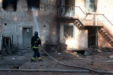 Окупанти вдруге за день атакували Кривий Ріг: кількість постраждалих зростає (фото)