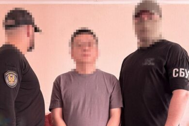 Двоє китайців, батько і син, шпигували у Києві – подробиці від СБУ