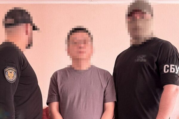 Двоє китайців, батько і син, шпигували у Києві - подробиці від СБУ