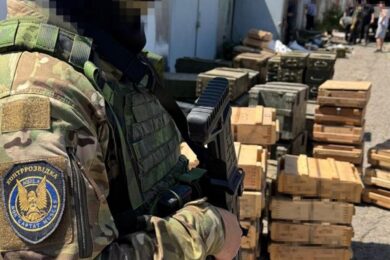 Тайник було облаштовано у гаражному