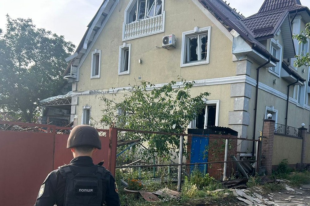 Ворог зосередив вогонь на 8 населених пунктах Донеччини – є загиблий і поранені 1 Ворог зосередив вогонь на 8 населених пунктах Донеччини – є загиблий і поранені