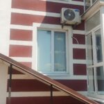 Дворічний малюк випав з вікна у Гостомелі – подробиці нещасного випадку