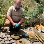 Вибухівка, гранатомети, автомати та гвинтівки – викрито 15 осіб, які намагались налагодити збут «трофейної» зброї