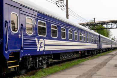 Стався схід вагонів поїзда на Рівненщині – деякі рейси їхатимуть із затримками