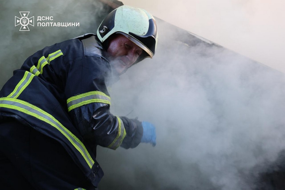 Удар по ТЦК в Полтаві 3 липня: є загиблі і поранені – інформація від командування і все, що відомо (відео)
