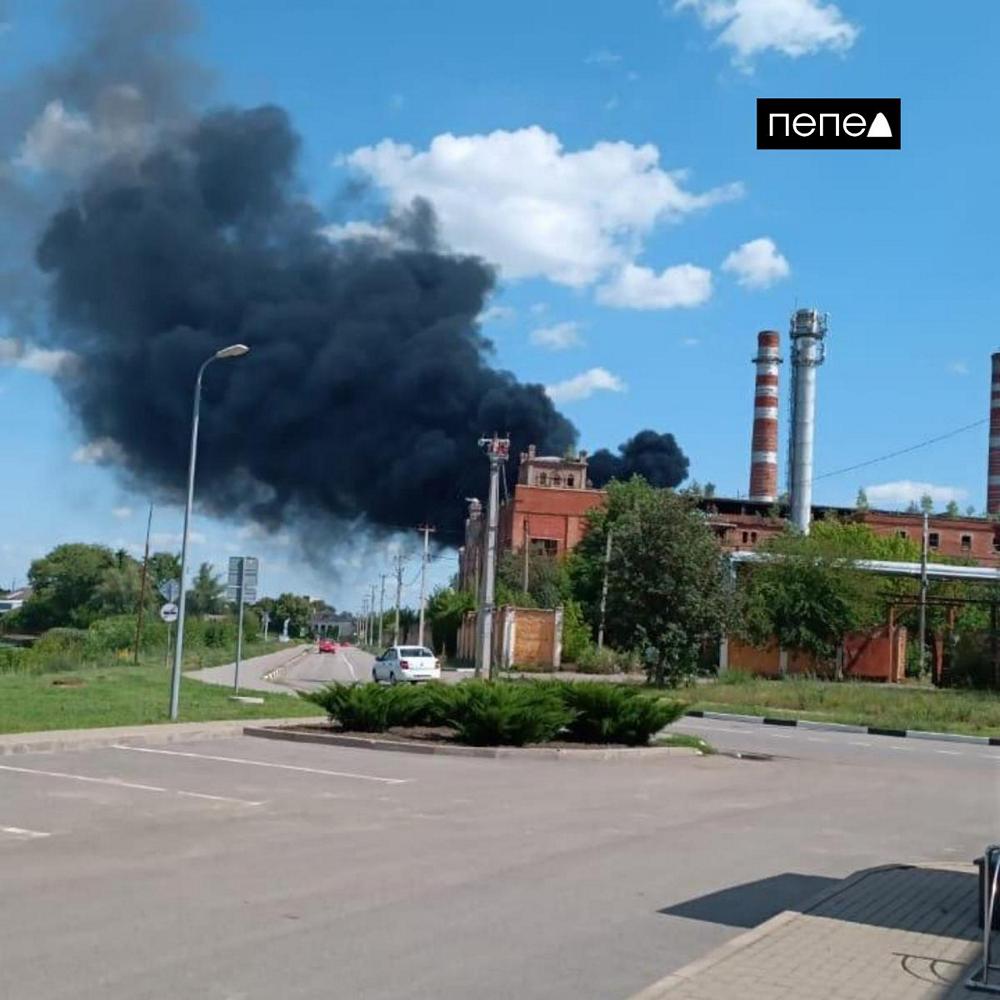 Дим видно за 25 км - дрони атакували хімзавод у Бєлгородській області (фото)