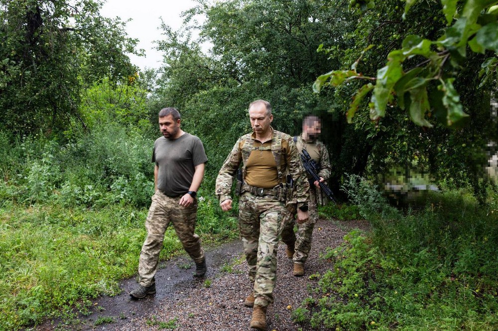 Сирський побував на напрямку фронту, де є загроза нових наступів РФ 1 Сирський побував на напрямку фронту, де є загроза нових наступів РФ