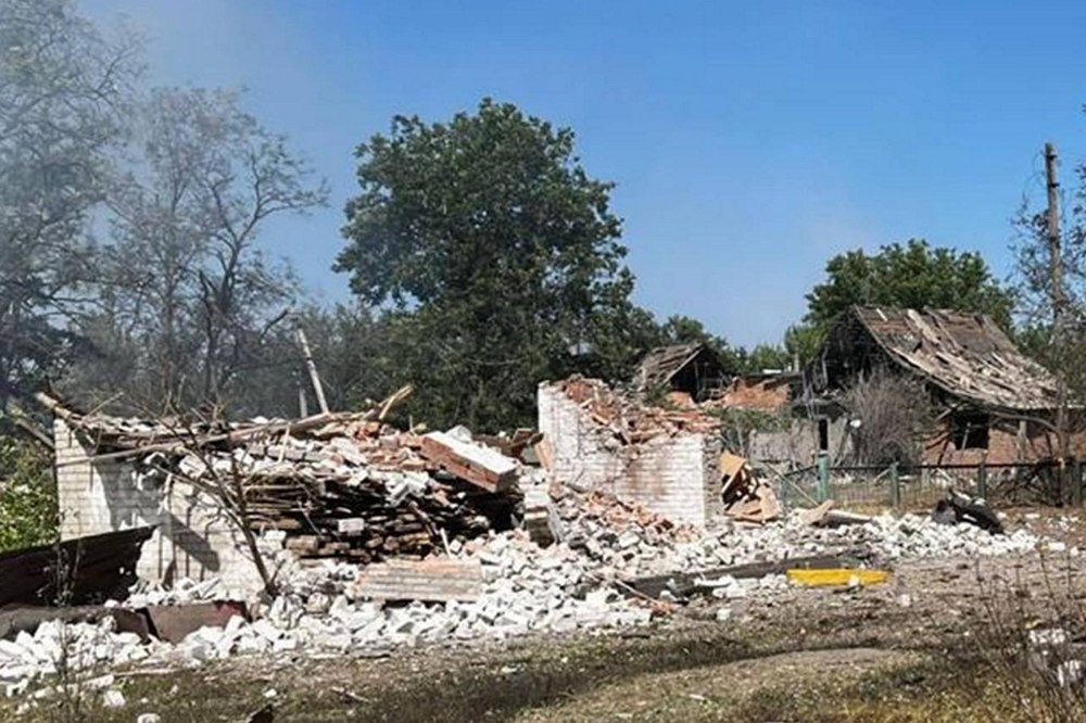 Вісім загиблих, ще одного поранено - окупанти КАБами і дронами атакували Донеччину 9 липня 1 Вісім загиблих, ще одного поранено - окупанти КАБами і дронами атакували Донеччину 9 липня